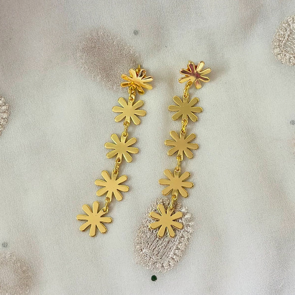 Flower chain dangler earrings