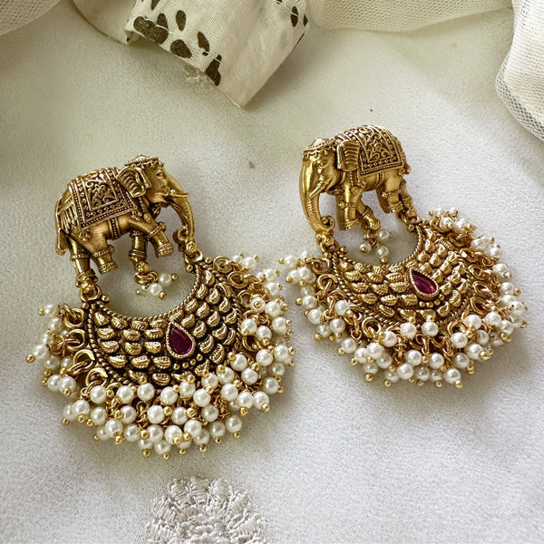 Antique Matte Haathi Chaand earrings