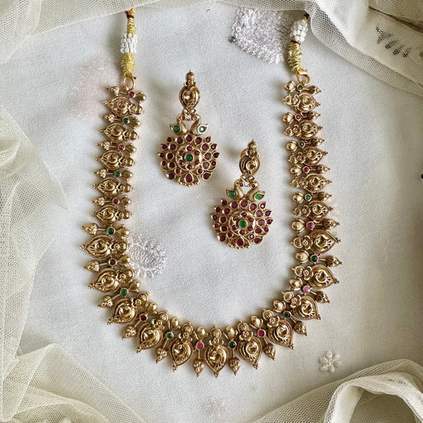 Matte Kemp Peacock in Pointed Paisley short set