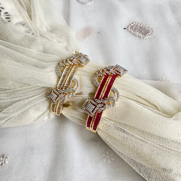 Entwined leaf bracelet