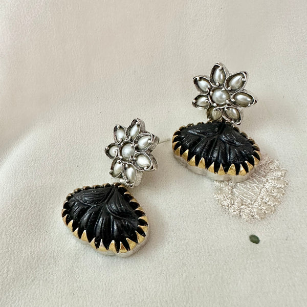 Real Rei pearl petal floral studs
