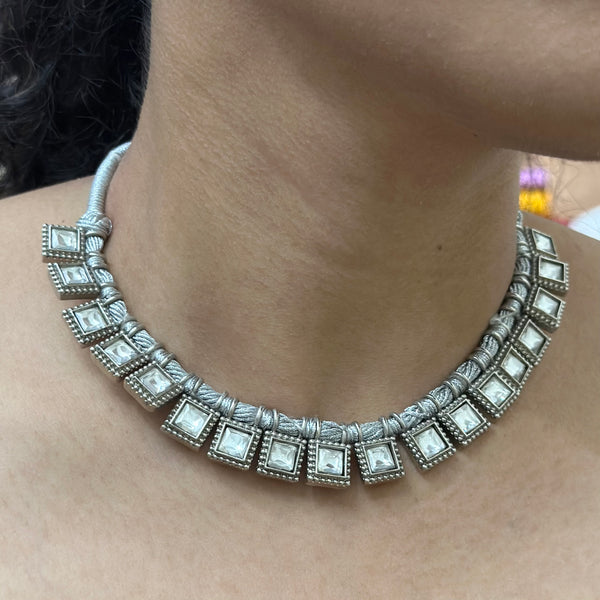 Threaded Kundan Squares set - Silver