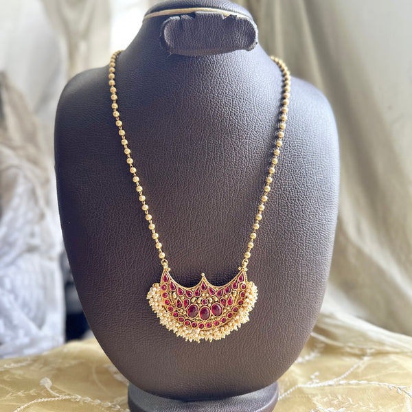 Nithra Ruby - Kemp Half moon pendant chain