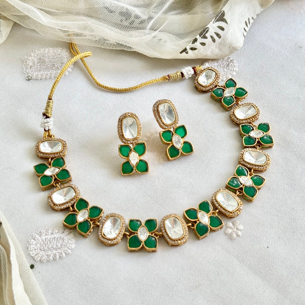 Antique Clover kundan necklace - Green