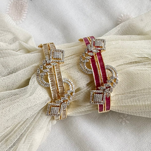 Entwined leaf bracelet