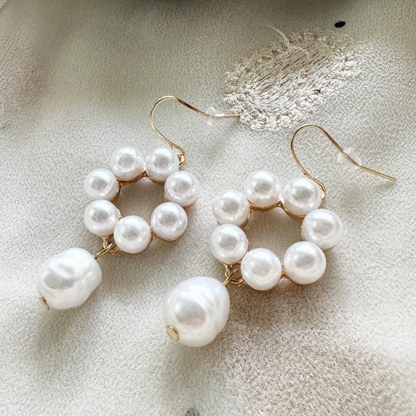 Pearl flower drop earrings