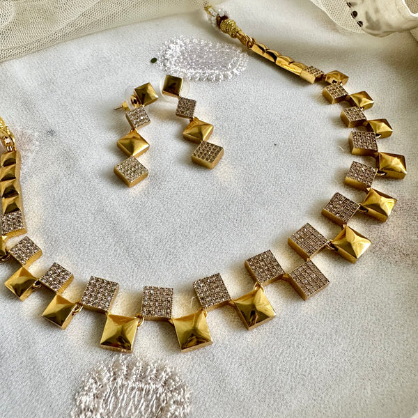 Squares march short set