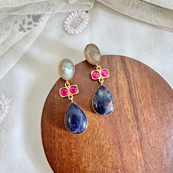 Kundan Simple tear drop earrings