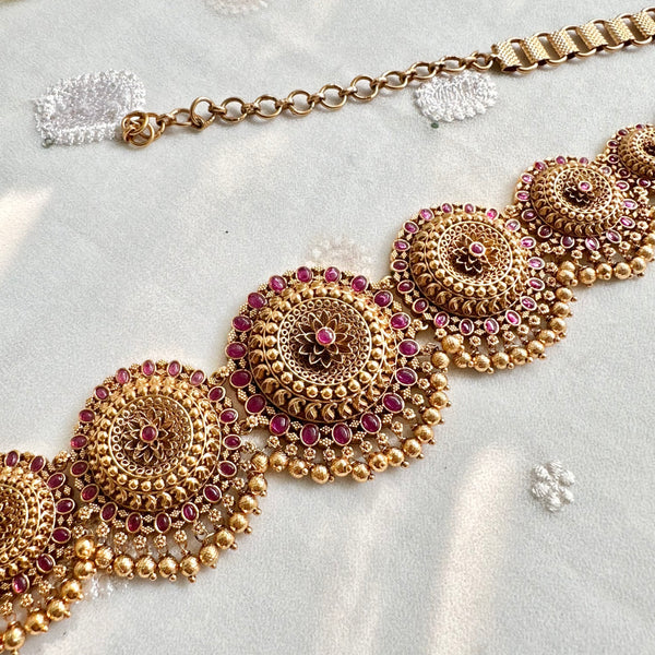 Matte Chakras string hipchain - Full Ruby