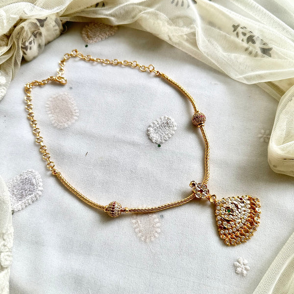 Mogappu pendant attigai 6 dot petal flower