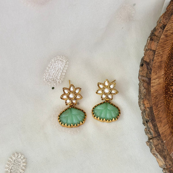 Real Rei pearl petal floral studs