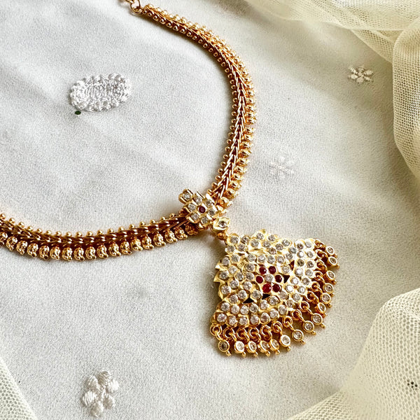 Ruby White Paisley attigai