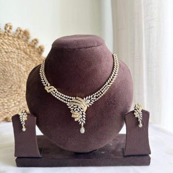 Regal leaves gold AD short set