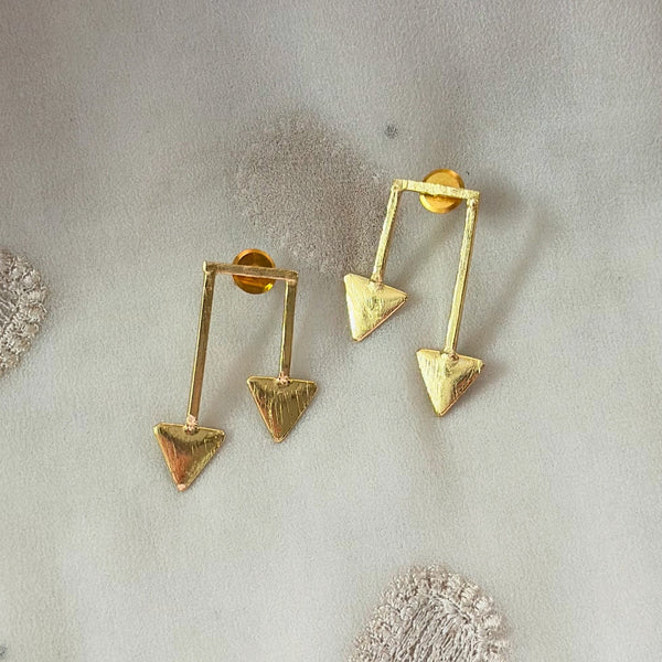 Arrow-down earrings