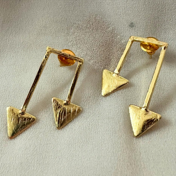 Arrow-down earrings