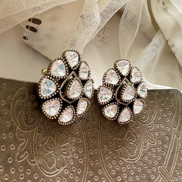 Victoria dotted tear-drop flower studs