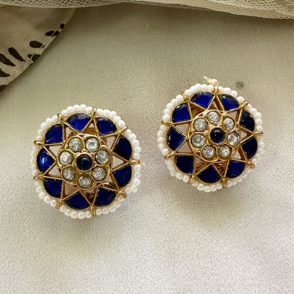 Kundan Jadau Flower studs with pearl lining