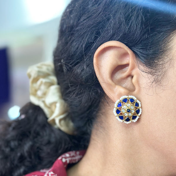 Kundan Jadau Flower studs with pearl lining