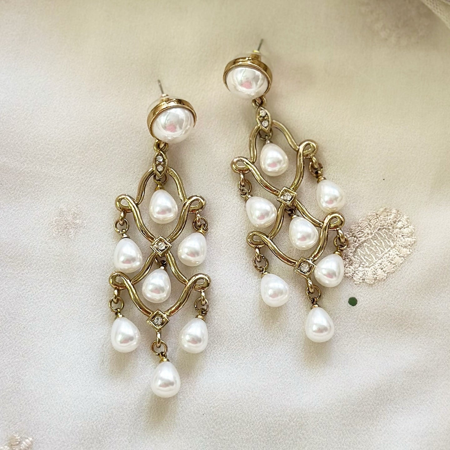 Pearl Victoria Chandelier earrings