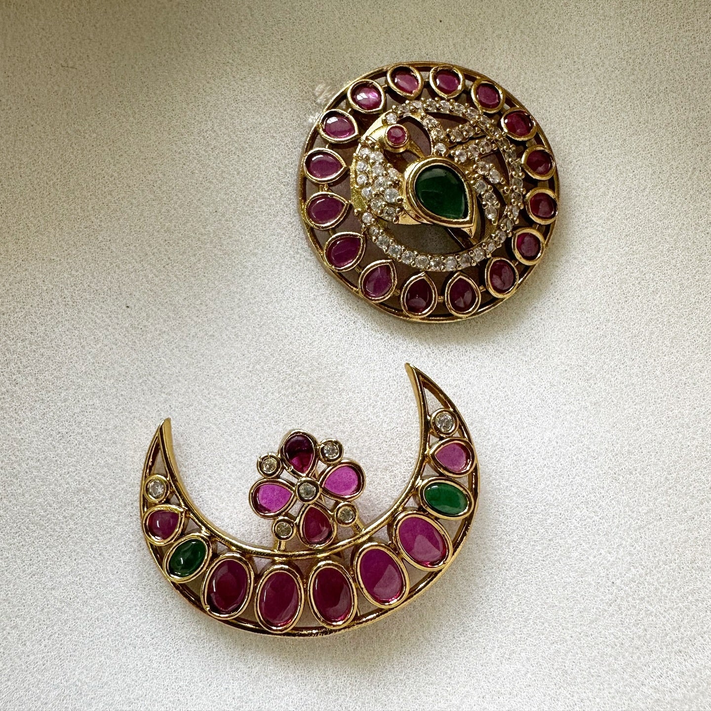 Matte kemp half moon & chakra beadpieces