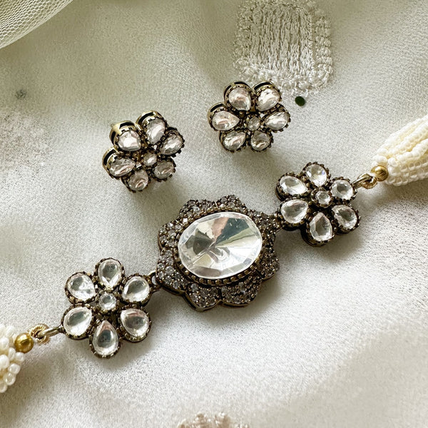 Victorian flower-bauble choker set - White