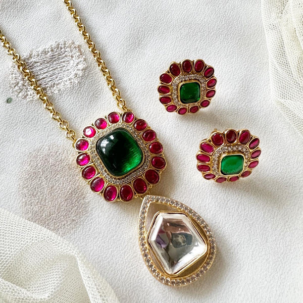 Kundan Jadau Western flower pendant set
