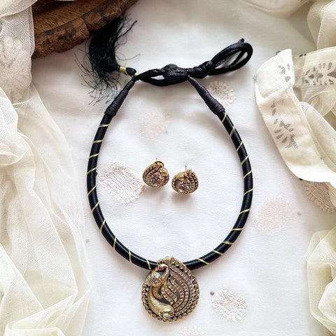 Victorian Peacock Black thread set