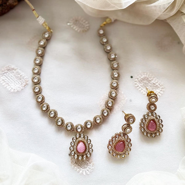 Victorian bubbles Pastel Pink neckset