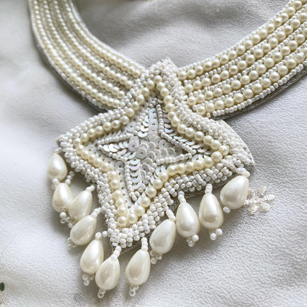 White Beaded fabric necklace - Adorna