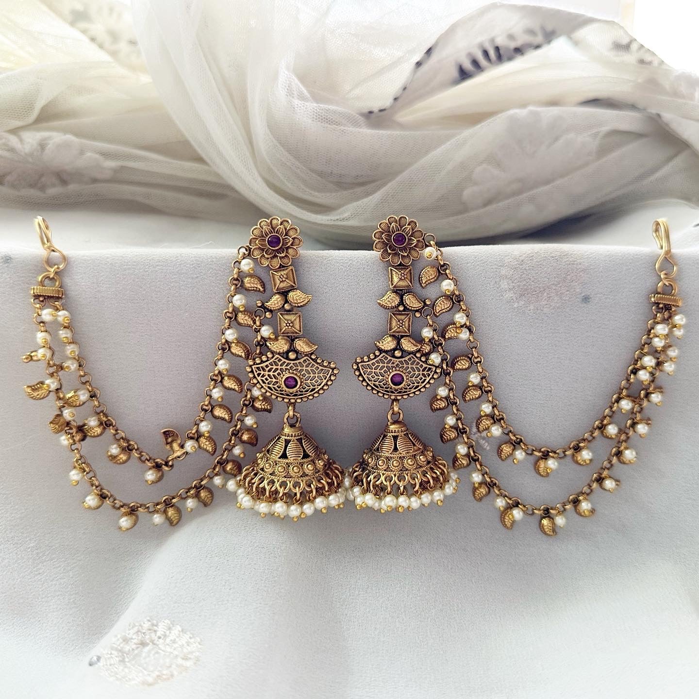 Matte Ajji jumkhas with side maatal/ear chain