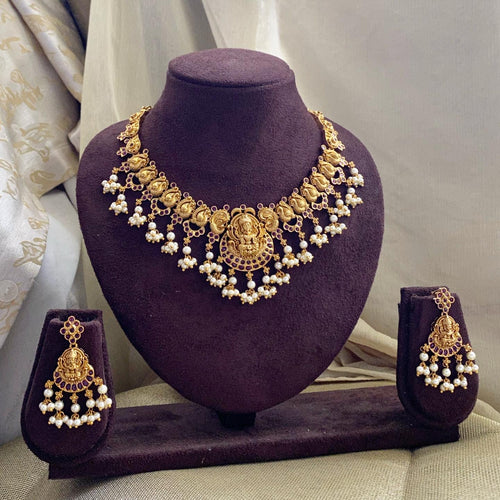 Antique kemp Lakshmi Peacock row short set