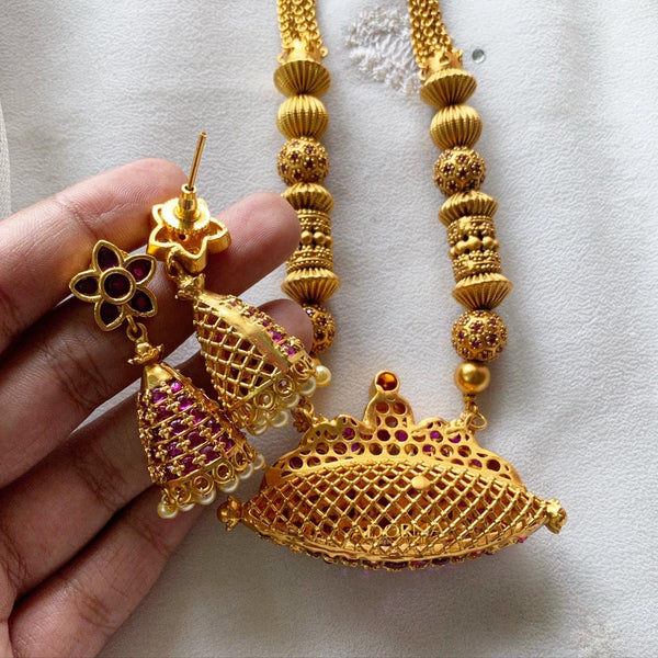 Matte kemp beaded pendant mala set
