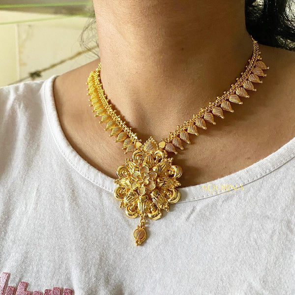 Gold floral necklace