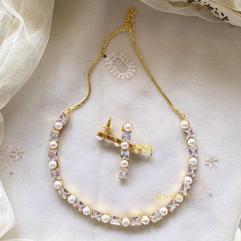 Gold Rectangle CZ Pearl blocks short necklace - White - Adorna