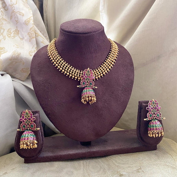 Matte kemp jumkha short set