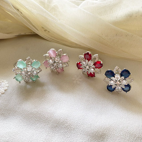 Hollow clove floral CZ finger rings - size adjustable