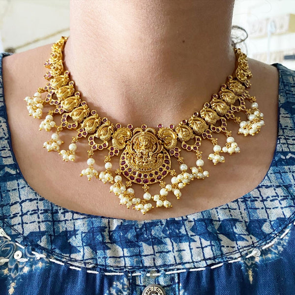 Antique kemp Lakshmi Peacock row short set