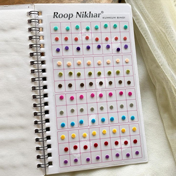 Plain bindhi book Size 7