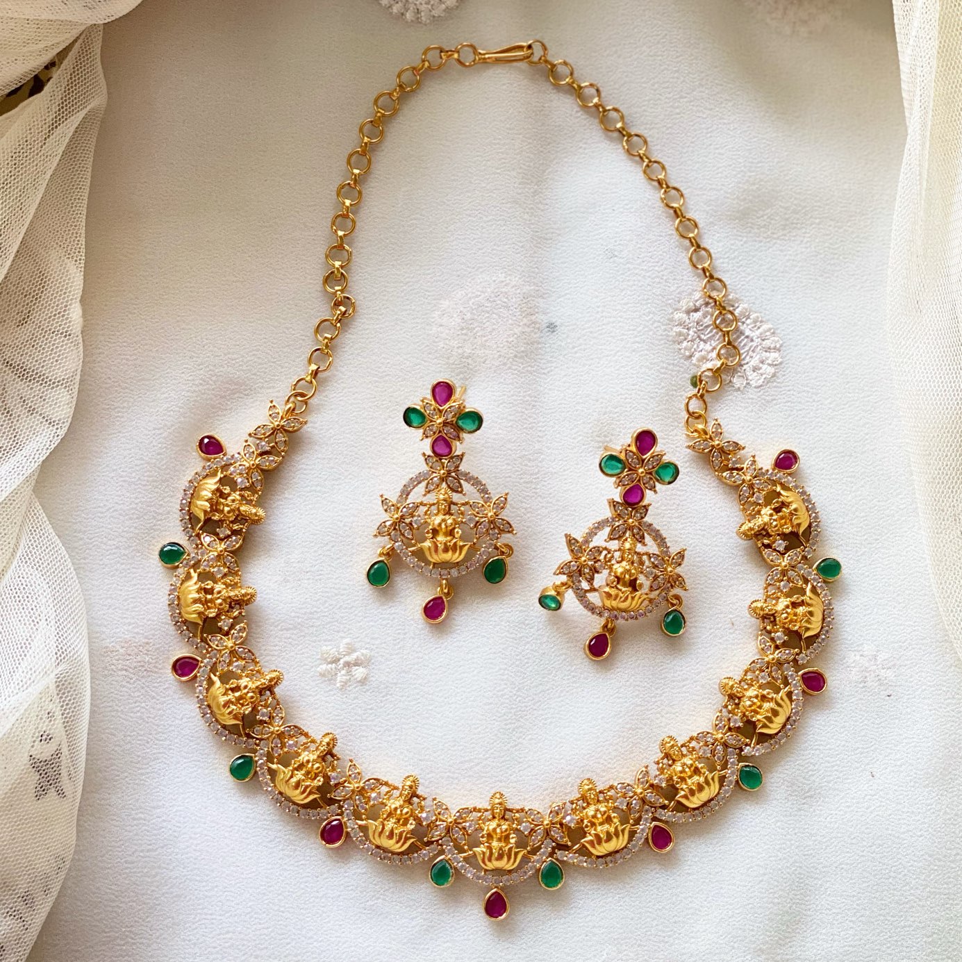 Matte CZ Lakshmi curved clover tear drop neckset - Clearance